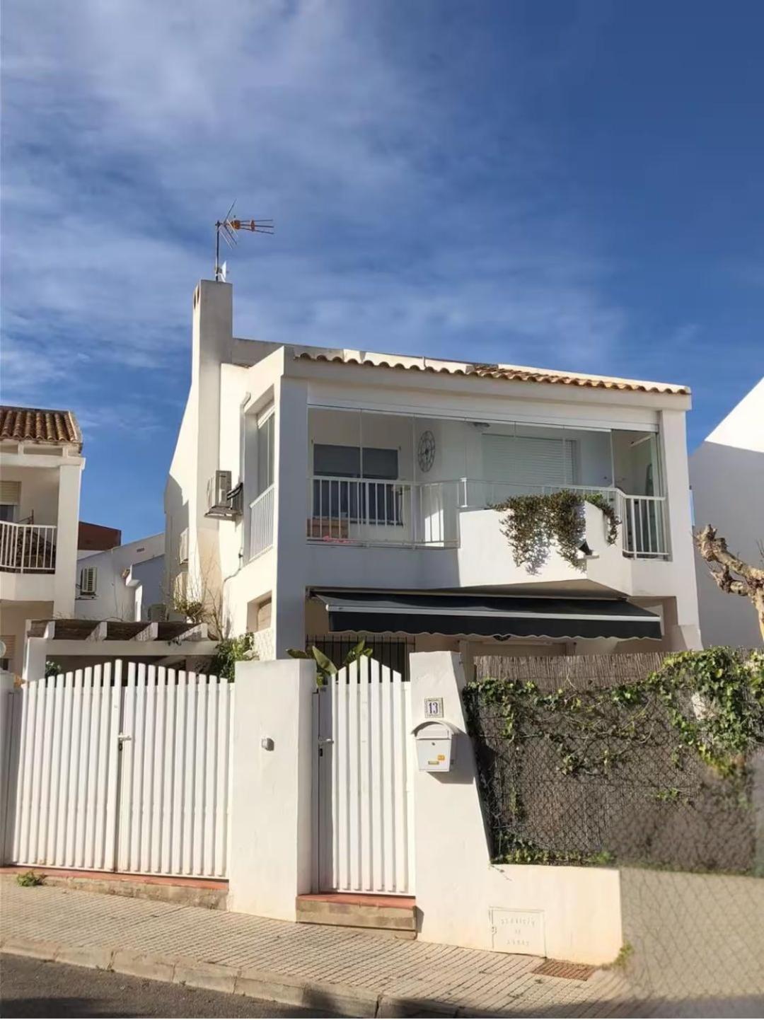 Holiday home Faro House *